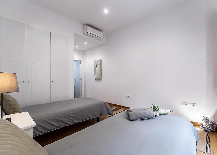 Exclusive Luxury At Plaza Uncibay, Center Apartment Malaga