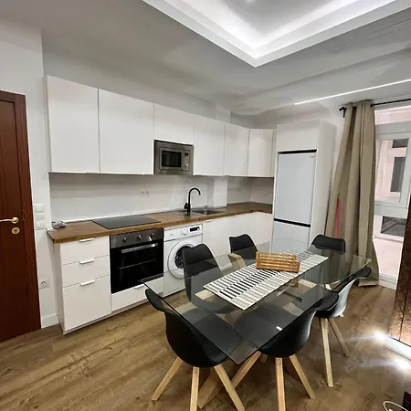 Exclusive Luxury At Plaza Uncibay, Center *